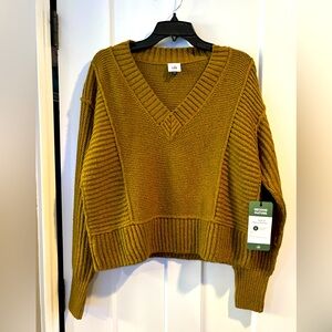 Cabi 4656 Monroe Pullover Fall 2024 small